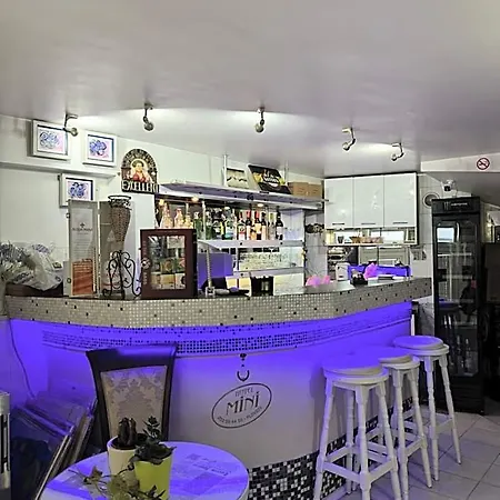 Mini Hotel-bohemi Hotel